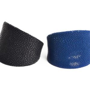 Cancan - Flexibler Armreif aus Rochenleder