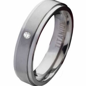 Damenring Titanring DT040 mit Stein und gratis Gravur