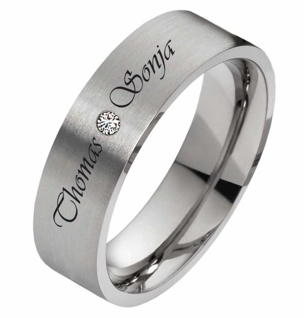 Damenring Titanring DT077 mit Zirkonia und aussengravur