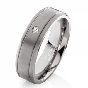 Damenring Titanring DTB4 mit Stein und gratis Gravur
