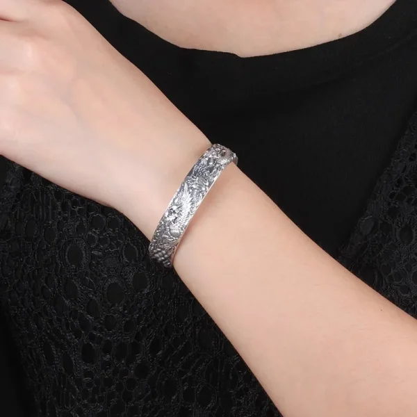 Hx Armreifen Frauen Retro Drachen und Phoenix geprägt Herz Sutra dominierende breite Version solide Öffnung Armreifen Schmuck – Bild 4