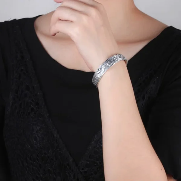 Hx Armreifen Frauen Retro Drachen und Phoenix geprägt Herz Sutra dominierende breite Version solide Öffnung Armreifen Schmuck – Bild 5